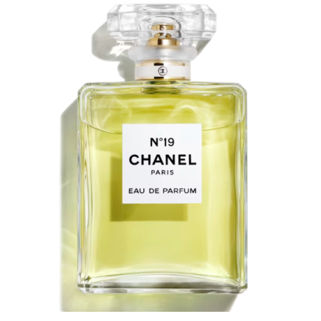 CHANEL N°19 Eau de Parfum – Green Floral Fragrance for Women