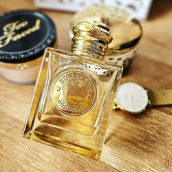 Burberry Goddess Parfum